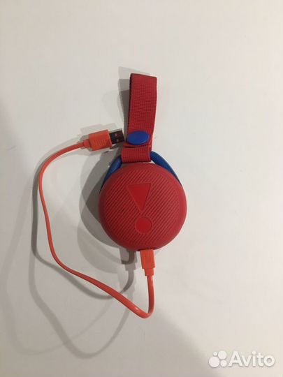 Портативная колонка bluetooth jbl