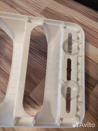 Полка для ванной