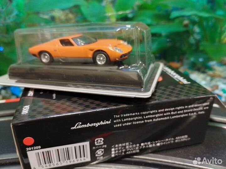 Kyosho 1/64 Miura Jota SVR совместим с hotweels