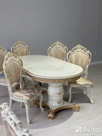 Столы и стулья 