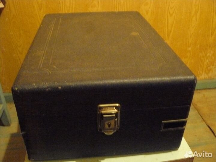 Патефон завод Молот