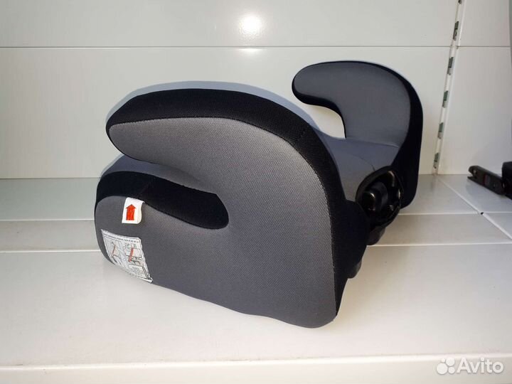 Автокресло Бустер Siger от 15 кг до 36