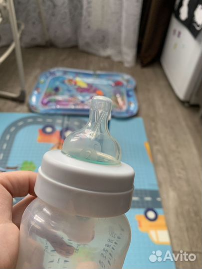 Бутылочки для кормления avent
