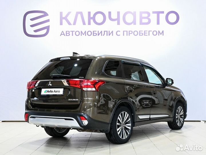 Mitsubishi Outlander 2.0 CVT, 2019, 162 000 км