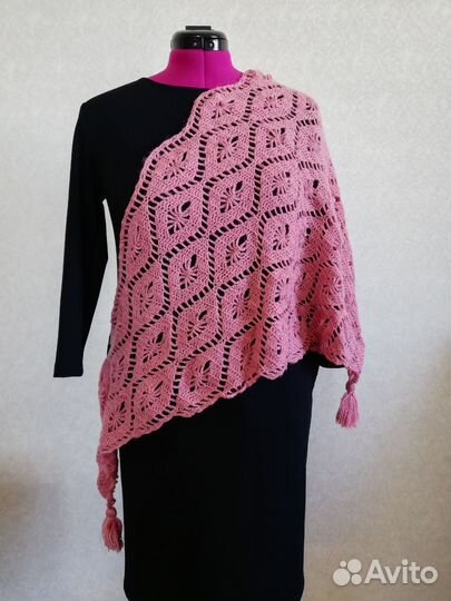 Вязаный комплект шапка + платок (бактус)