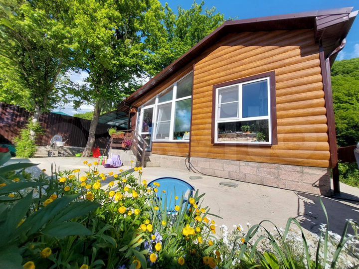 Дом 74 м² на участке 3 сот.