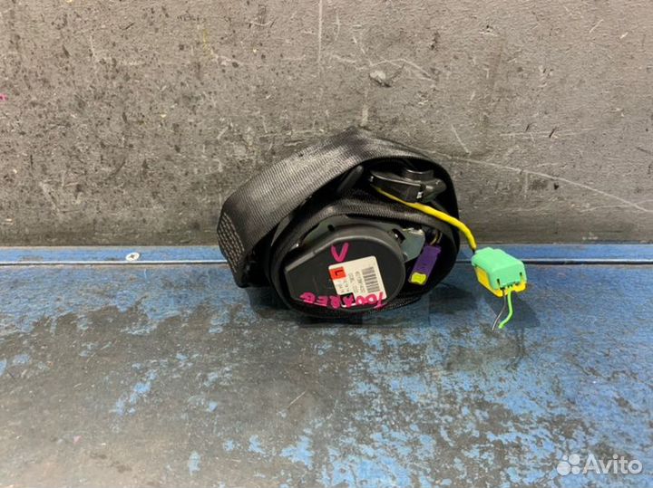 Ремень левый Volkswagen Touareg GP