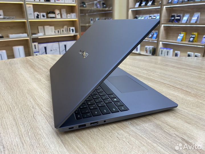 Huawei Matebook D16 16/512 (i3-1215U)