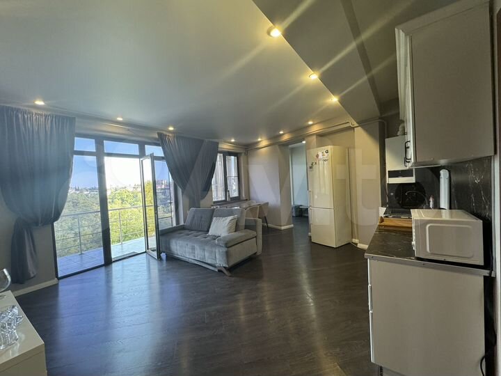 3-к. квартира, 80 м², 4/5 эт.