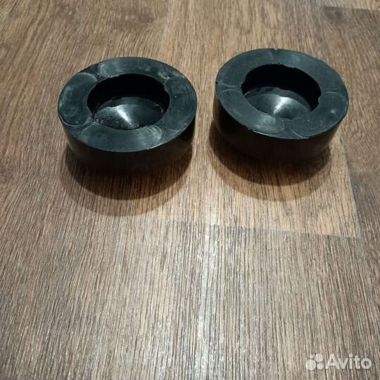 Проставка под пружину задние Y-12-1301 комплект (2