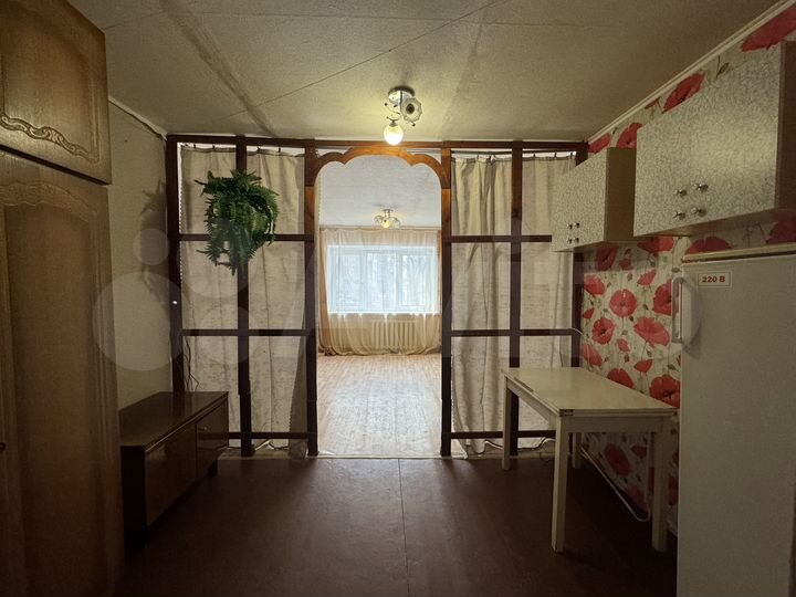 Комната 19,3 м² в 1-к., 2/4 эт.