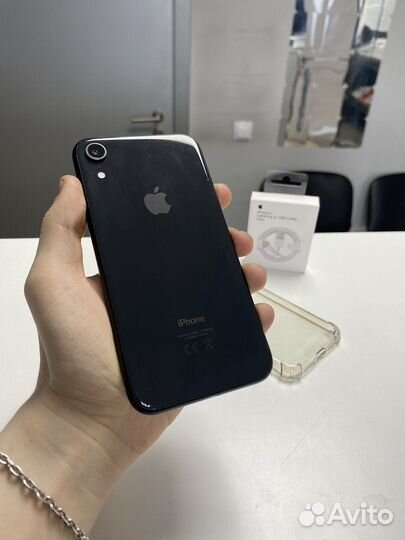 iPhone Xr, 64 ГБ