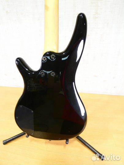 4-9-60. Ibanez Gio bass blk