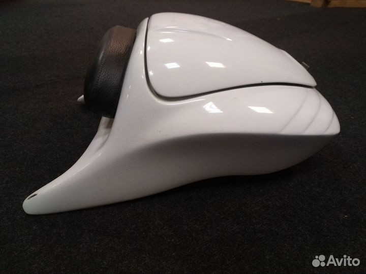 Honda st1300 комплект сиденья и багажника Corbin