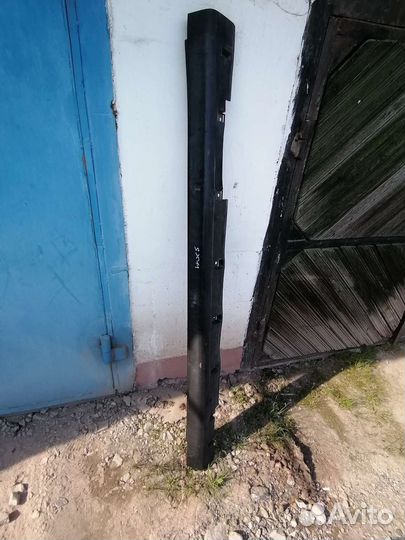 Пластиковая накладка порога