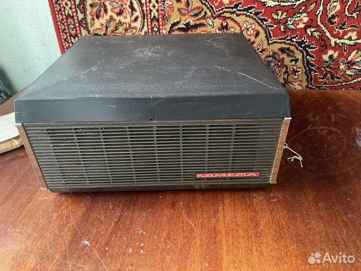 Катушечный магнитофон Комета 209