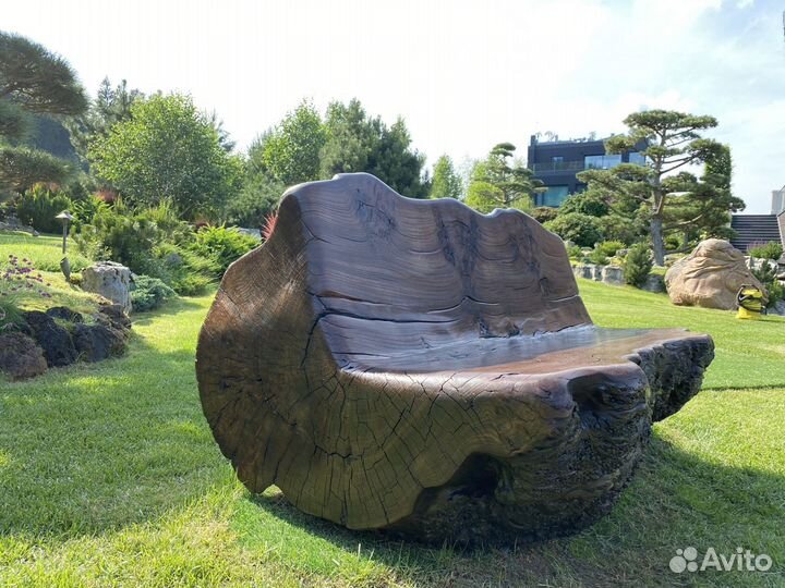 Скамья из бревна