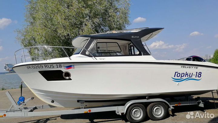 Катер Velvette Cabin 23 Active Sedan