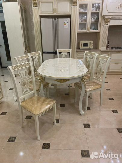 Стол, стулья