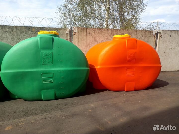 Емкость пластиковая 10000 литров вода, дт