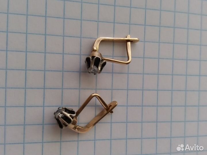 Золотые серьги тюльпаны