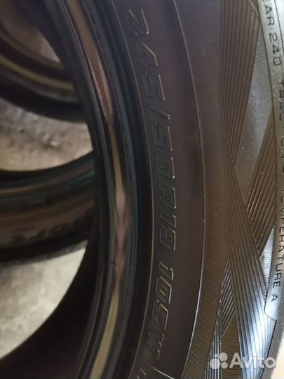 Yokohama Advan Sport V105W 245/50 R19