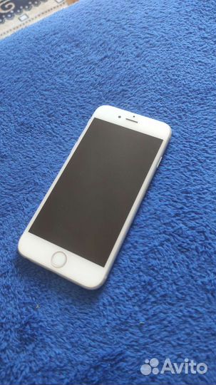 Телефон iPhone 6s