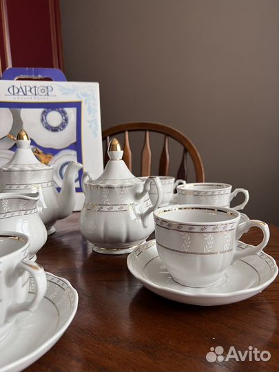 Сервиз чайный фарфоровый новый