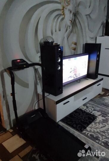 Беговая дорожка для дома складная Unixfit ST-310