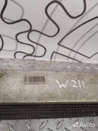 Интеркулер Mercedes-Benz E-Class W211 3.2D 2008