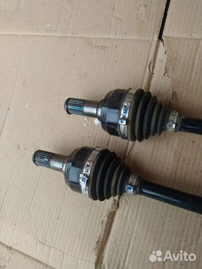 Полуось задняя хендай Санта фэ 4