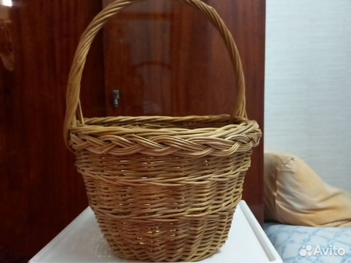 Корзина плетеная большая