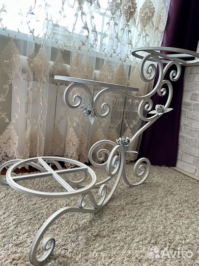 Подставка для тортов