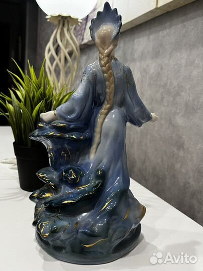 Статуэтка Хозяйка медной горы гжель