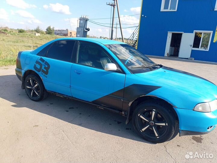 Audi A4 1.8 МТ, 1994, 450 000 км