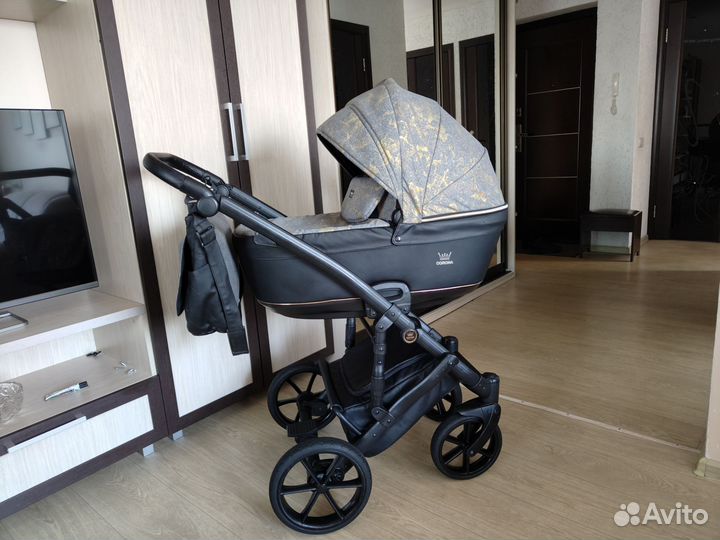 Коляска 3 в 1 Tako Corona