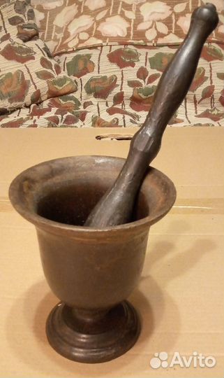Ступка с пестиком, кофейник