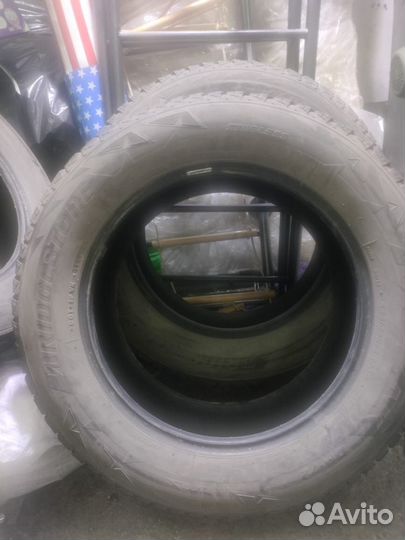 Bridgestone Blizzak DM-V2 235/65 R18