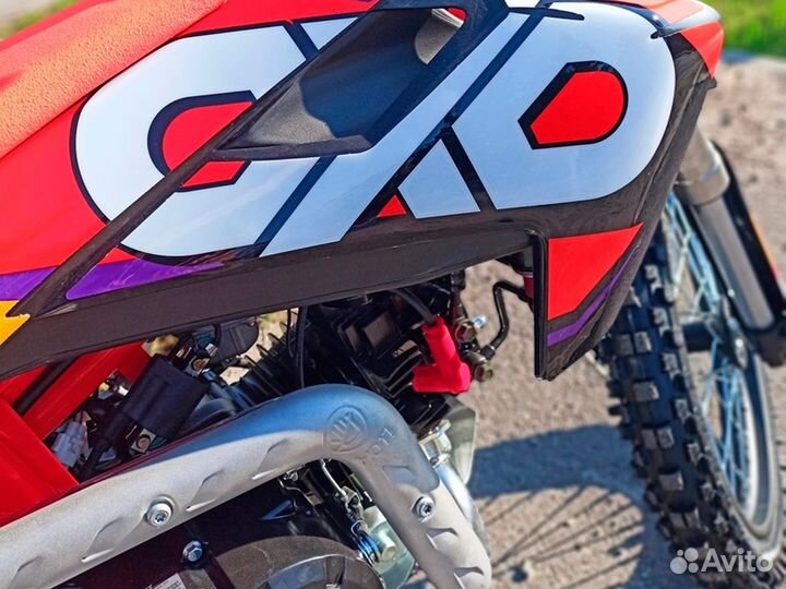 Мотоцикл питбайк OXO Pro 150 M