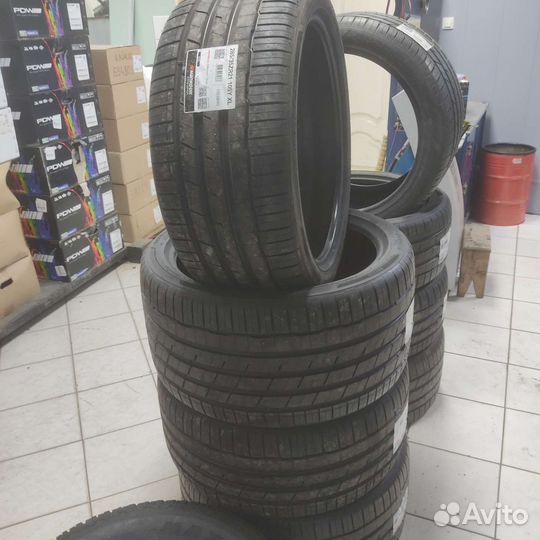 Hankook Ventus S1 Evo 3 K127 285/35 R21 и 325/30 R21