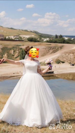 Свадебное платье