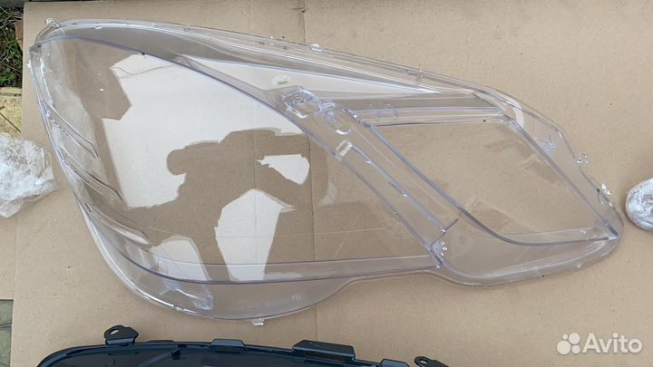 Стекло на фару Mercedes-Benz W212