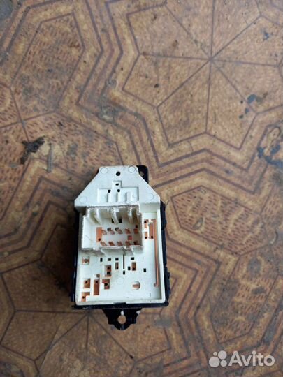 Hyundai i30 2 gd кнопка регулировки зеркал