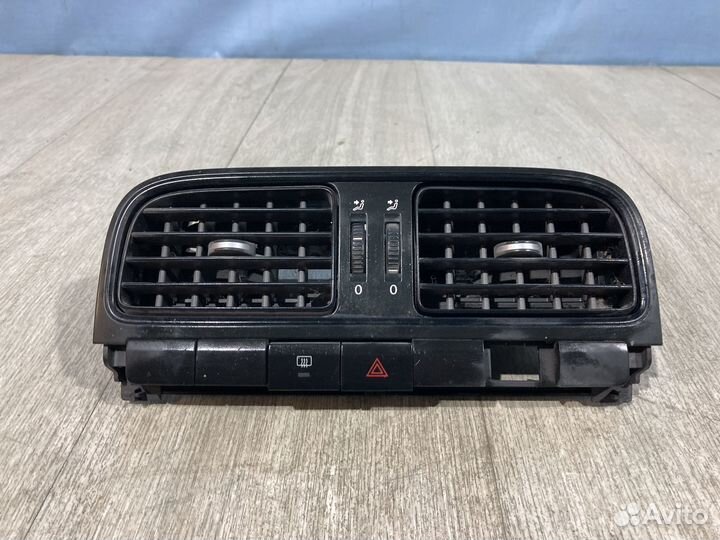 Дефлектор воздушный VW Polo поло 5 / Rapid NA2