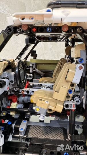 Lego Land Rover defender