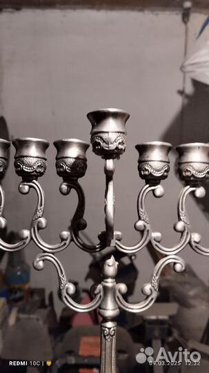 Подсвечник