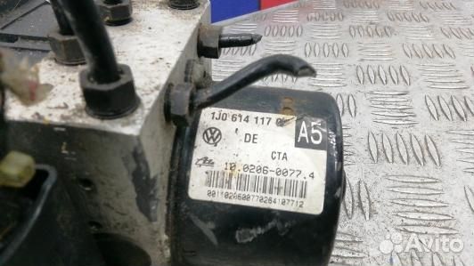 Блок ABS volkswagen bora 1 (LBE06KW01)