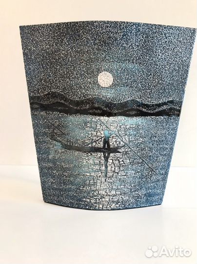 Декоративная ваза