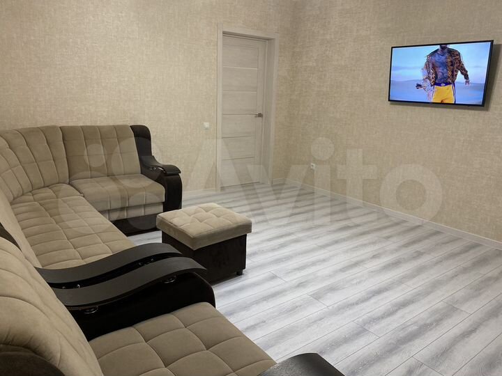 2-к. квартира, 64 м², 5/18 эт.