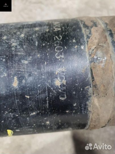 Карданный вал Volvo FH 2003 1067754